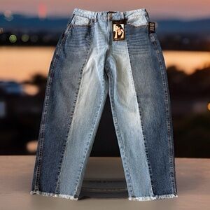 Rachel Roy Women’s Sz 10/30 "Carefree" Barrel Two-Tone High-Rise Cropped Jeans.